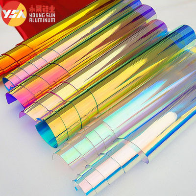 多色 PET プラスチック 層状フィルム 色彩透明レーザーフィルム